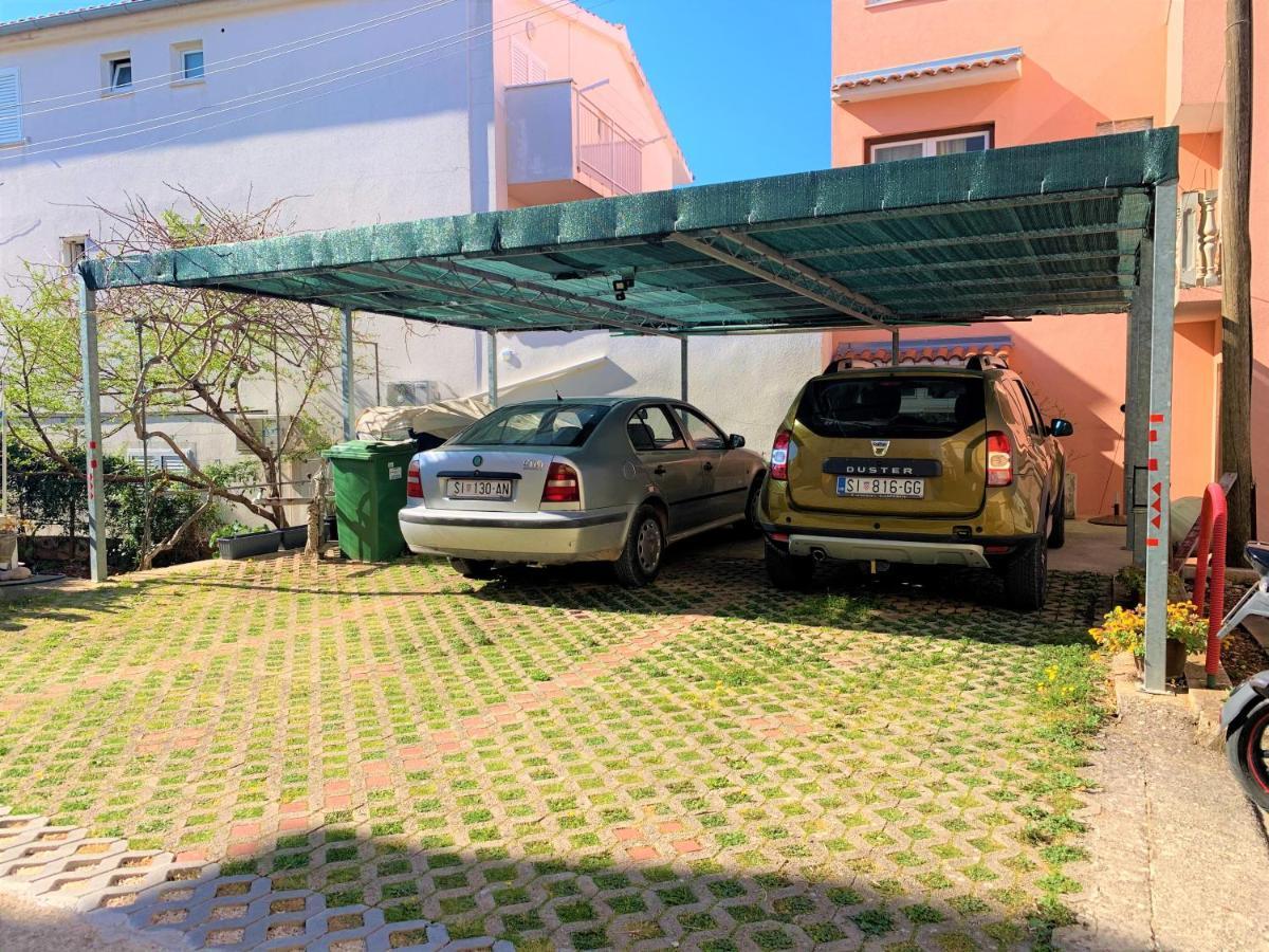 Roko Apartment House Primosten Exterior photo