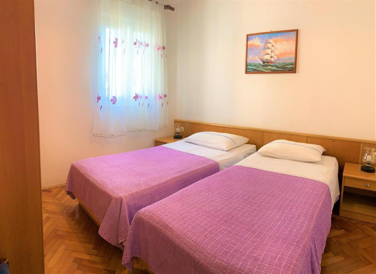 Roko Apartment House Primosten Exterior photo